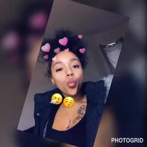 Meet your Posher, Jenea